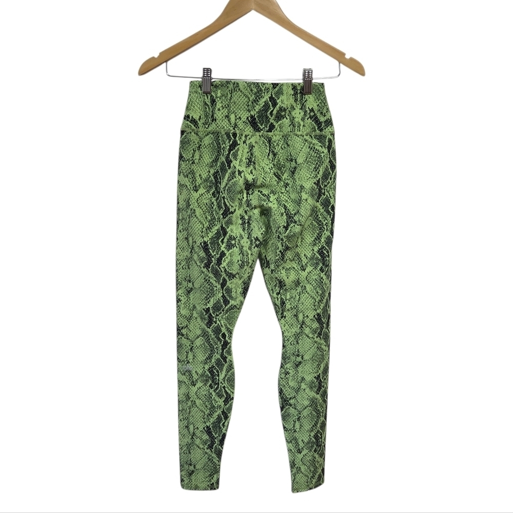 Alo Yoga Snakeskin Vapor Leggings Green Size Small - Picture 5 of 12